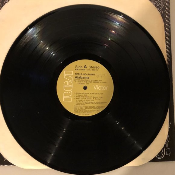 Alabama Feels So Right Classic Country Vinyl Record 1981 - Picture 3 of 4